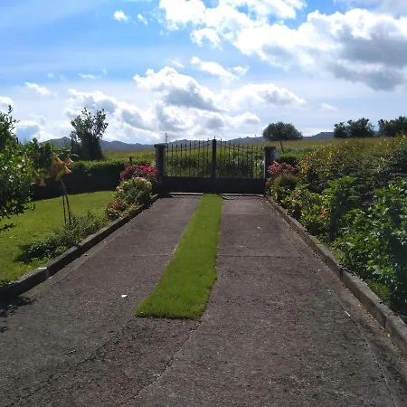 Les Viesques 펜션 코룬가